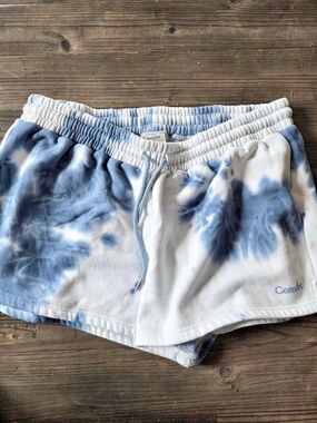 Comfrt Tie-Dye Athletic Minalmist Shorts in Blue & White Like New
